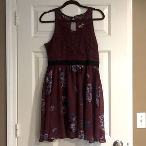 Xhilaration Size Small Mid thigh length dress maroon with flowers